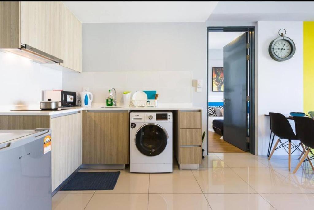 Georgetown Tropicana 218 Apartment Buitenkant foto